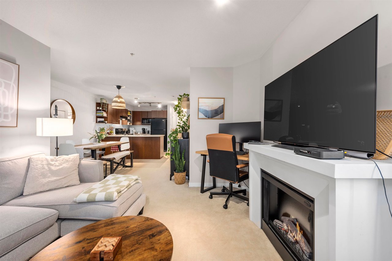 204-4788 Brentwood Dr