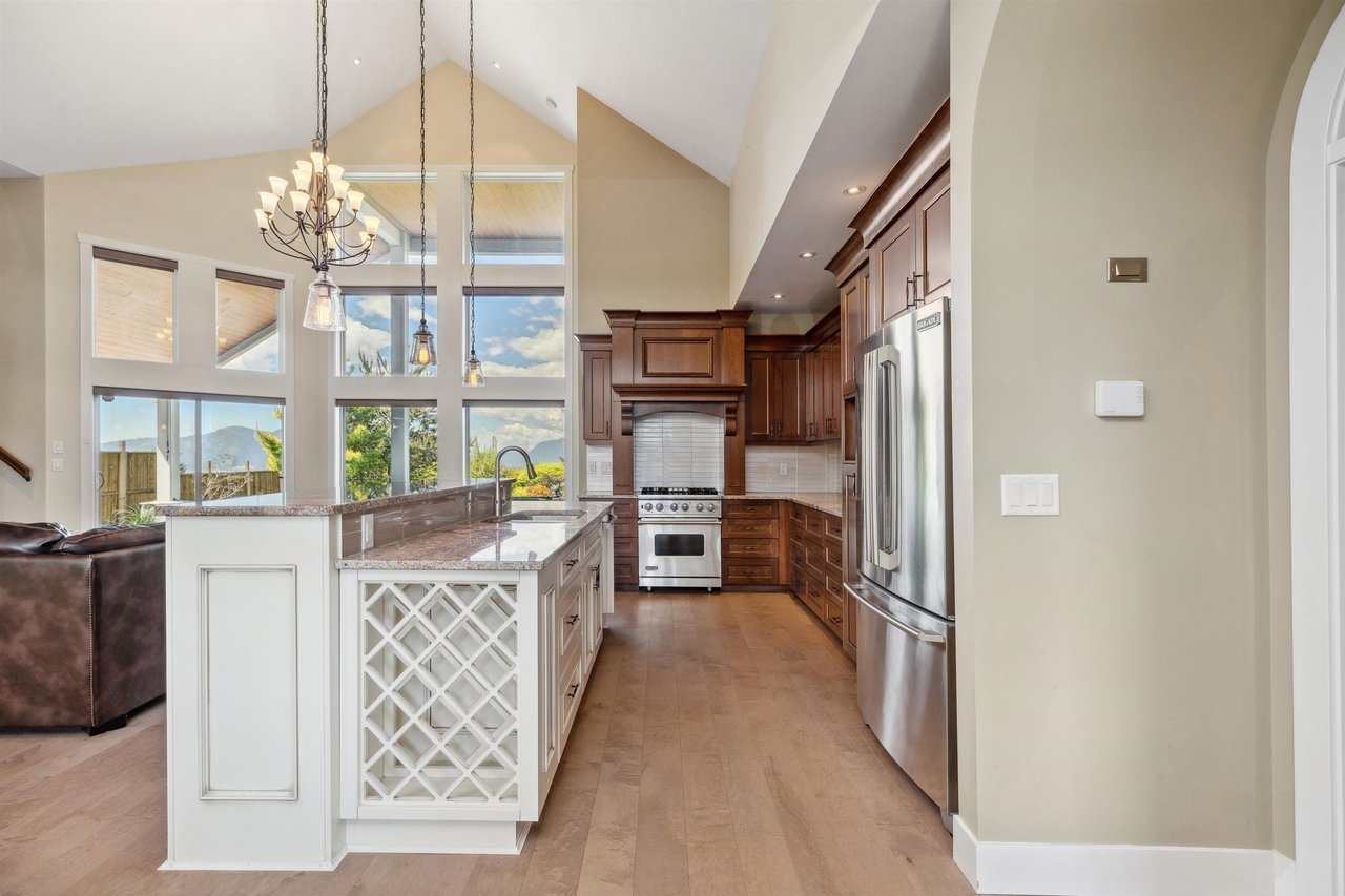 5399 Crimson Ridge