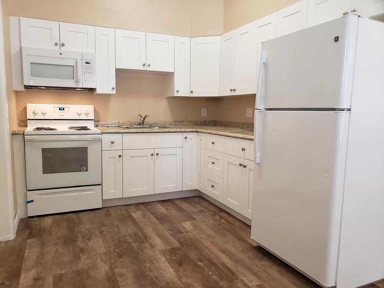 1916 Seidenberg Ave