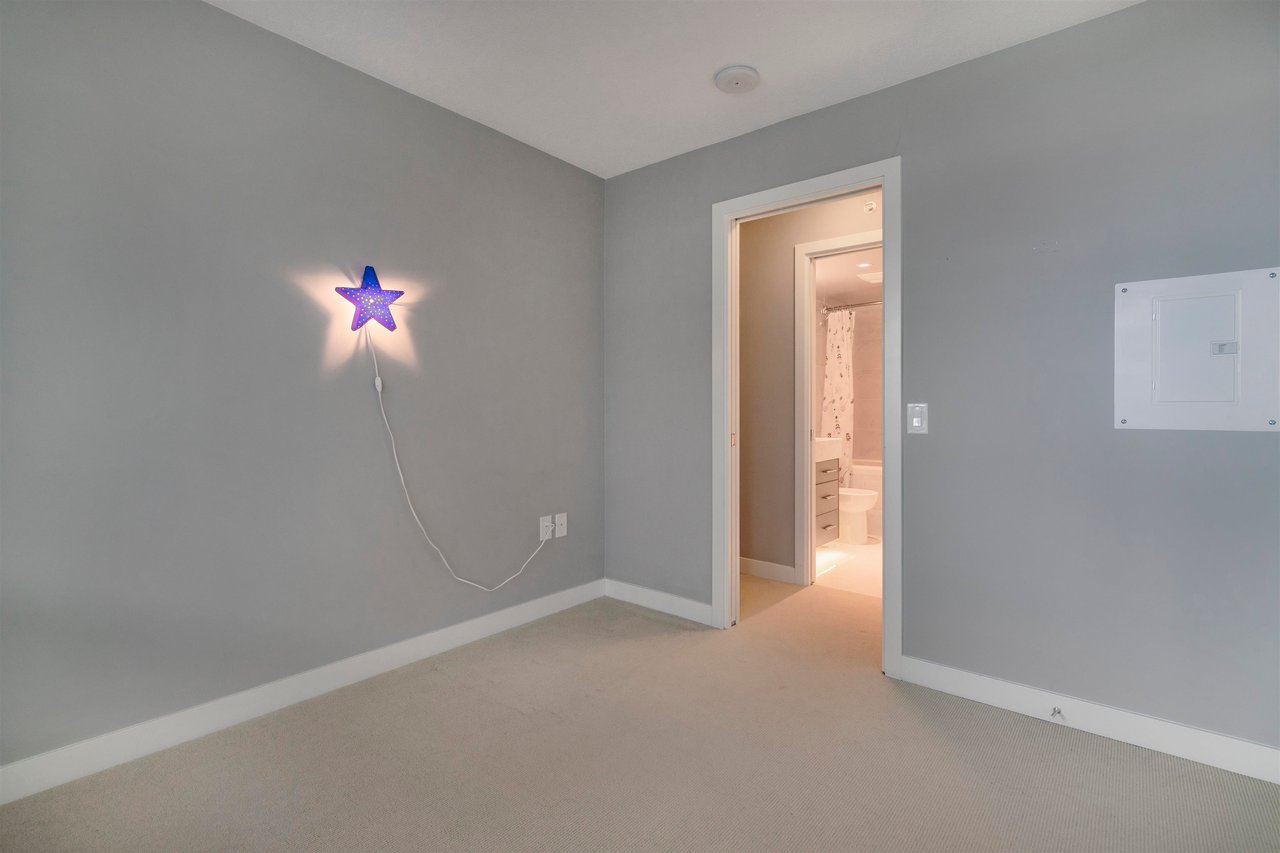 1216-6188 No. 3 Rd