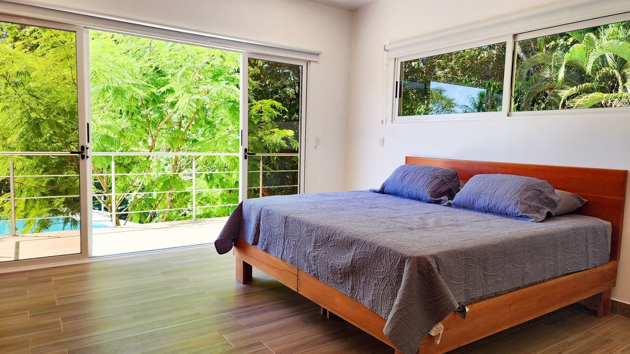 Coastal Ocean View Townhouse, Dominical, Puntarenas
