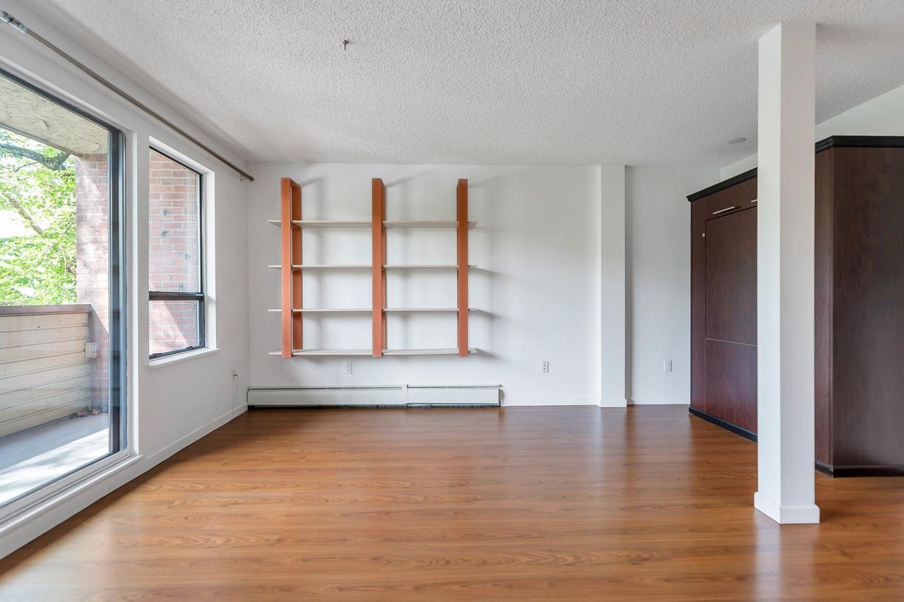 207-853 E 7th Ave