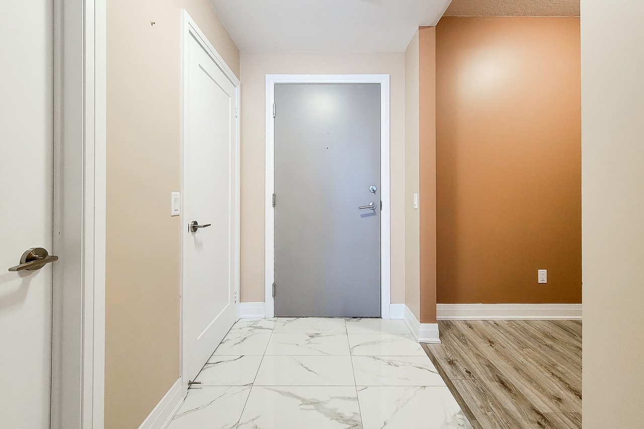 16 Concord Pl Unit: 447