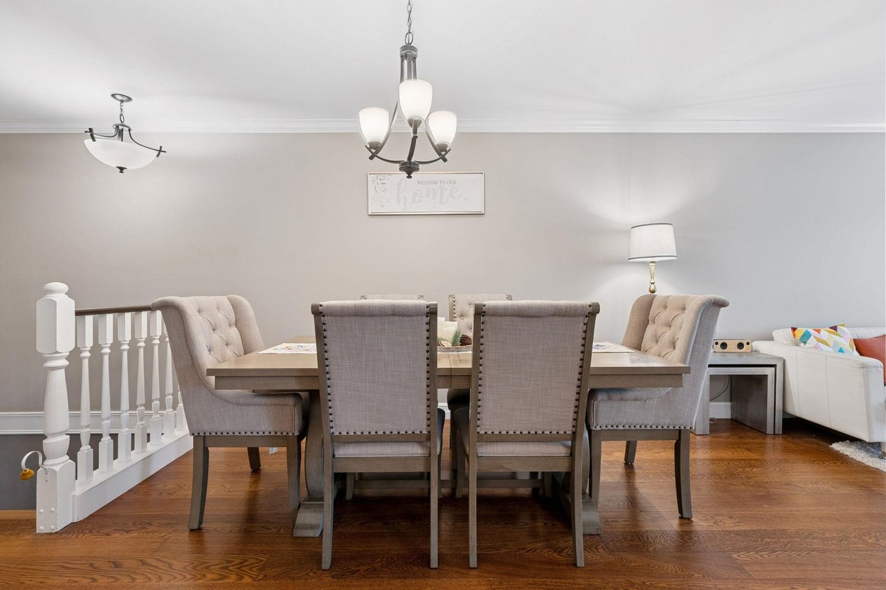 39-1140 Falcon Dr