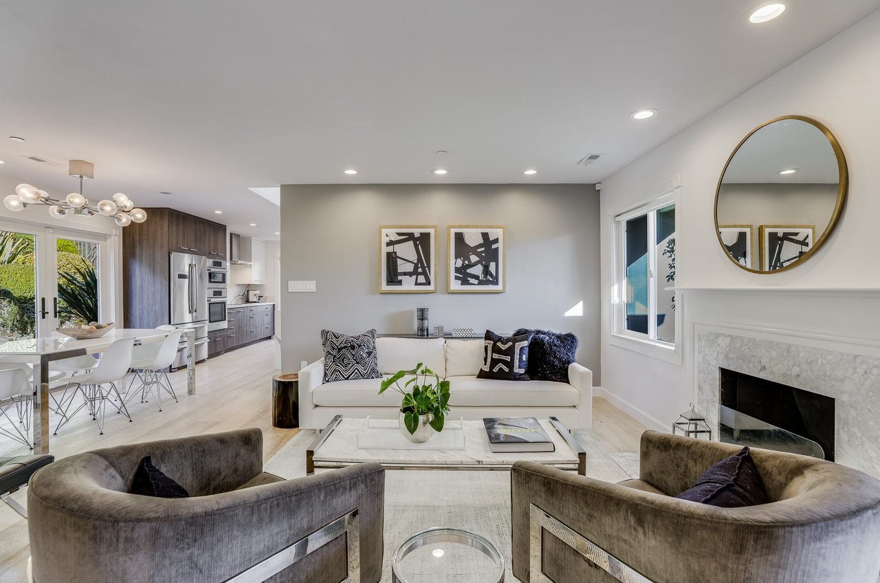51 Mercury Ave