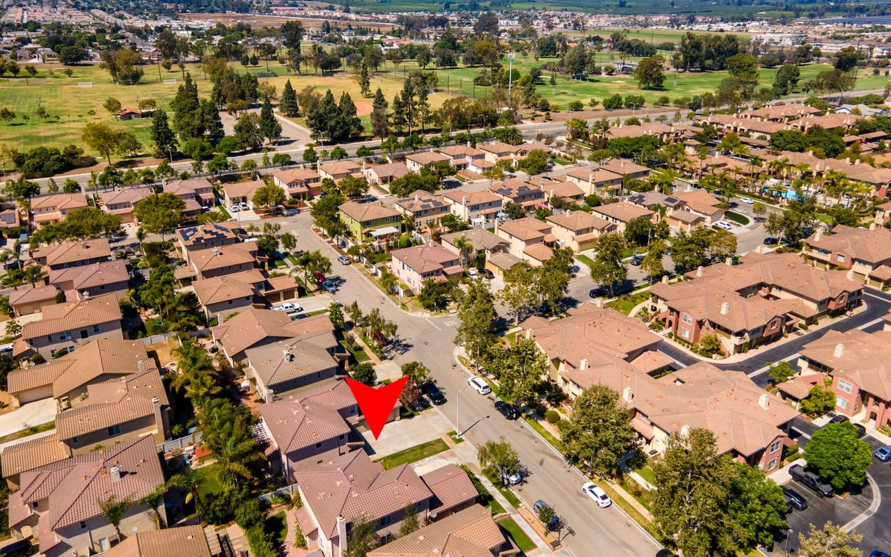 1273 Honeysuckle Avenue