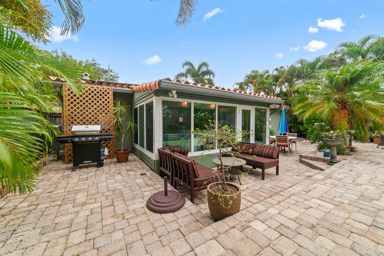 1806 NE 20th St Fort Lauderdale