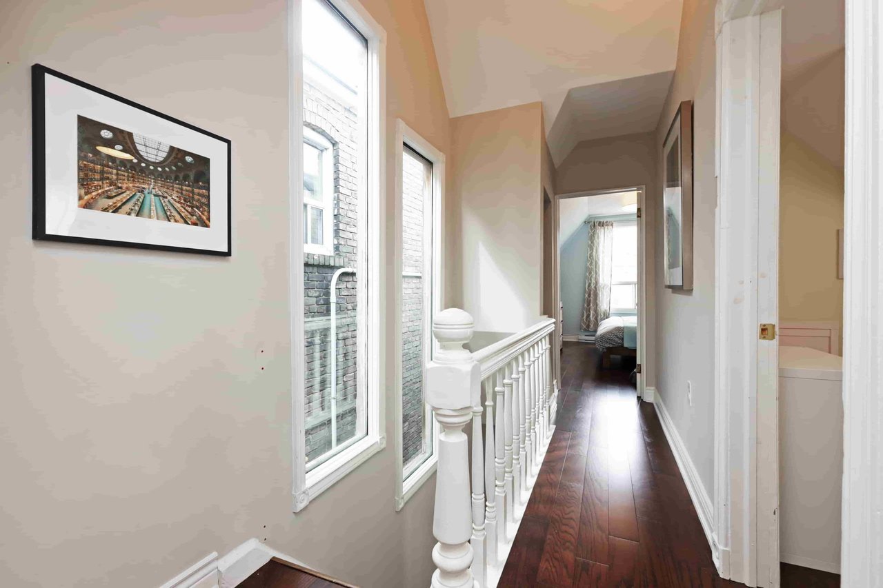 CHARMING DETACHED HOME