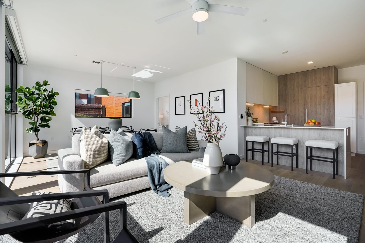 815 Tennessee Street Unit: 305