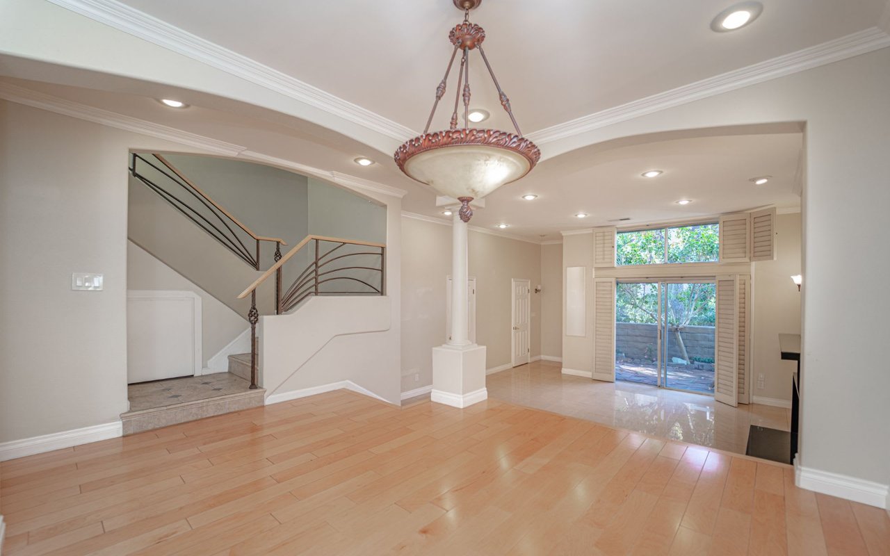 1070 Palo Verde Avenue