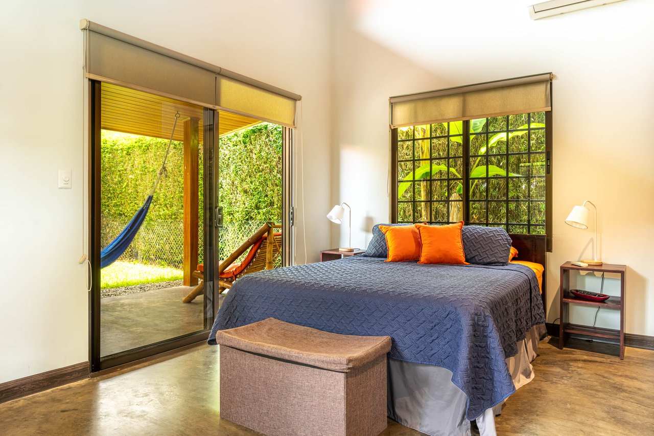 Uvita Garden Villa and Casita, 4 Bedrooms Total, Walking Distance To All