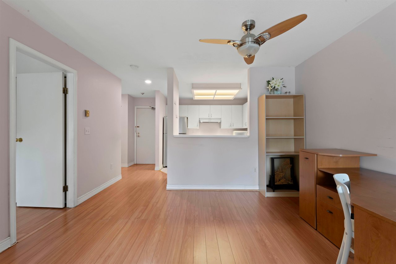 112-7840 Moffatt Rd