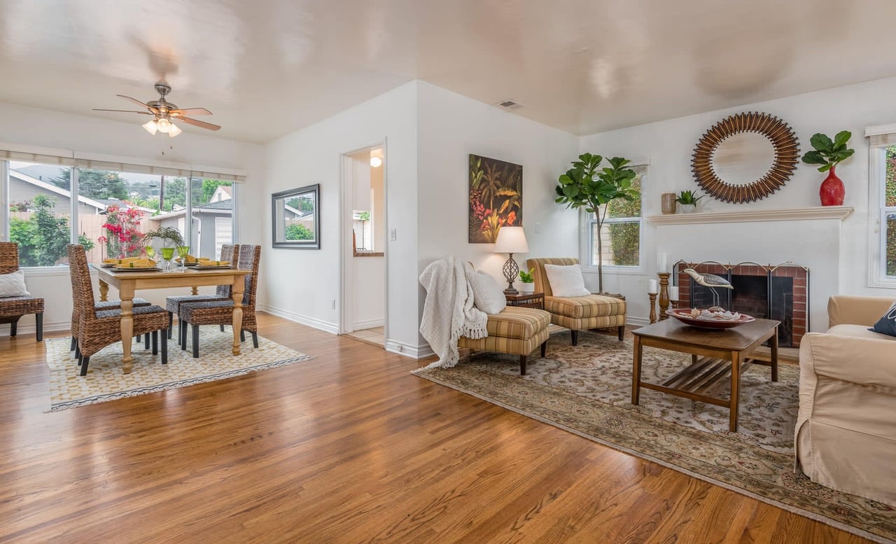 2956 Ventura Dr