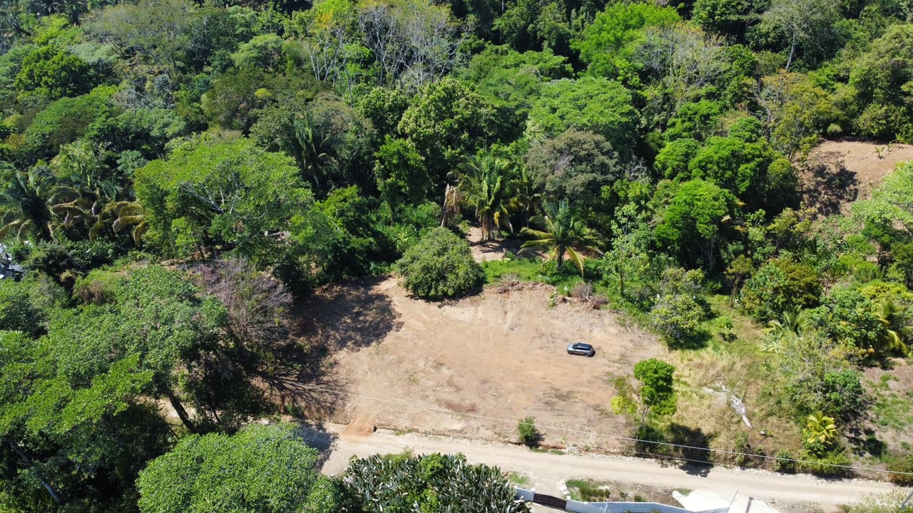 Your Dream Coastal Retreat Awaits: Prime Investment Opportunity in Playa Hermosa, Bahía Ballena