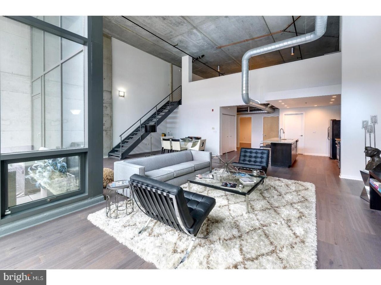 1352 South St #300