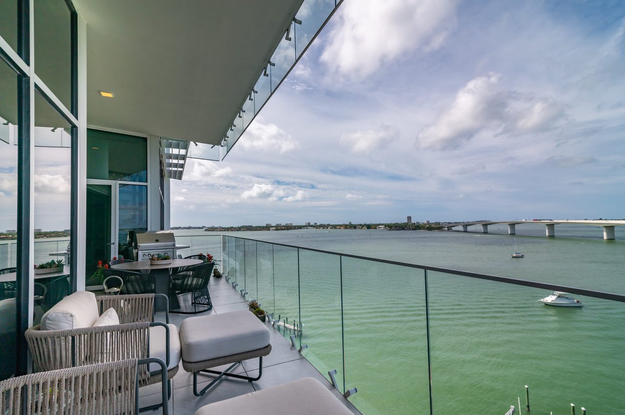 280 Golden Gate Point PH 2