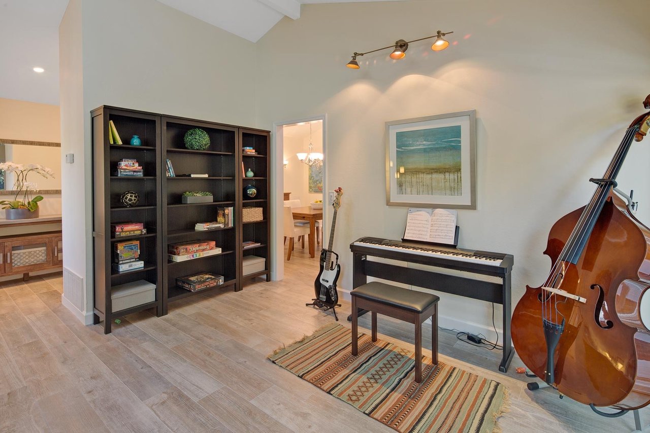 45 Miwok Drive, San Anselmo