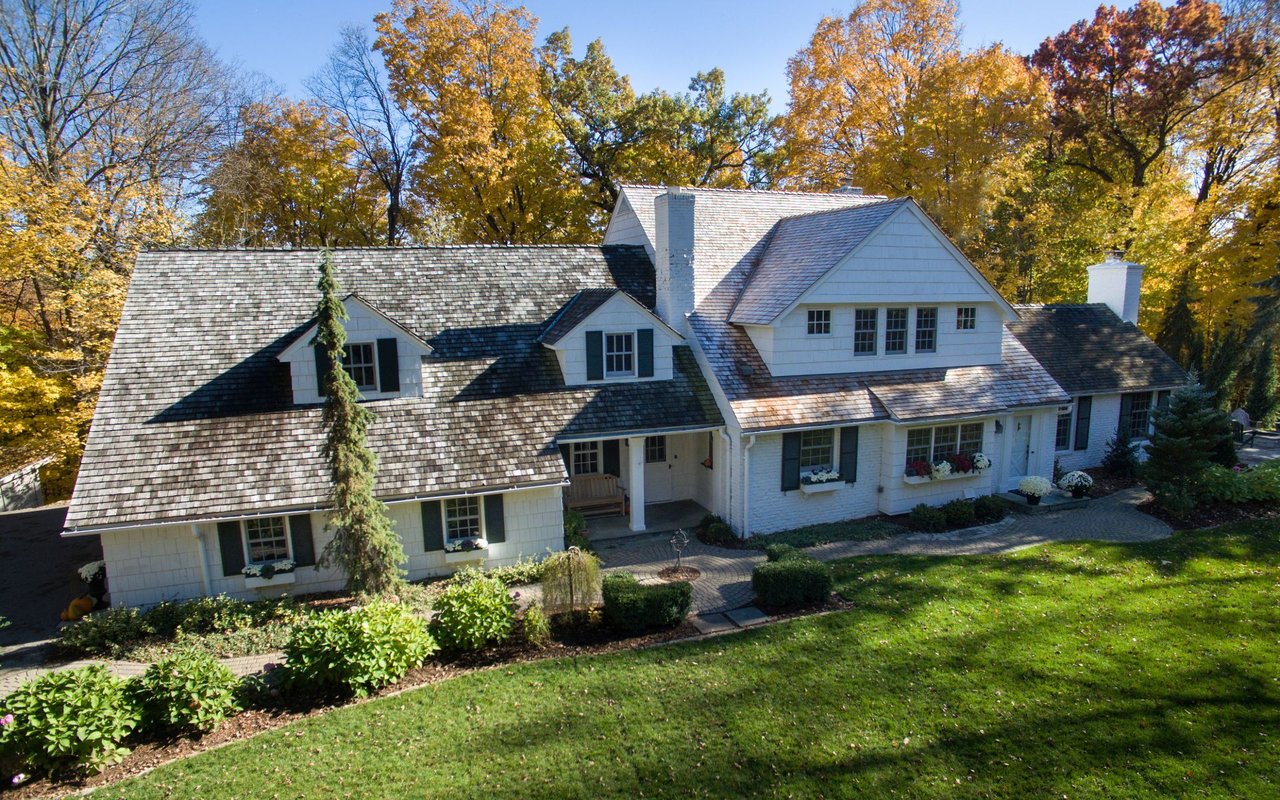 18725 Minnetonka Blvd | Deephaven