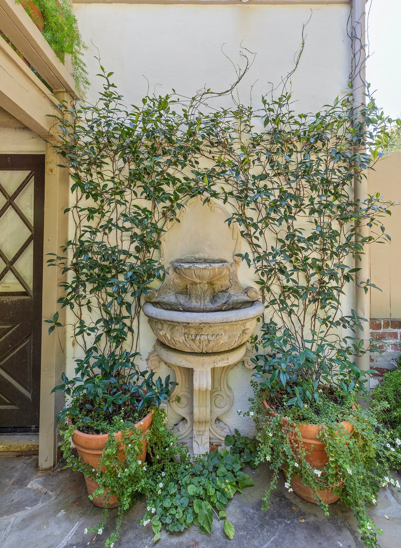 BRENTWOOD ENGLISH COUNTRY ESTATE