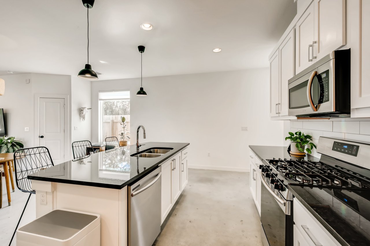 1197 Greenwood Avenue #1