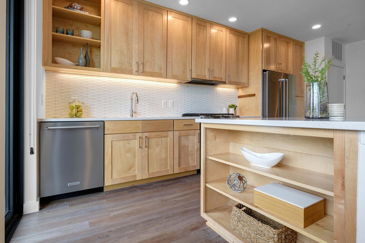 900 S 1st St #405, Austin, Texas 78704