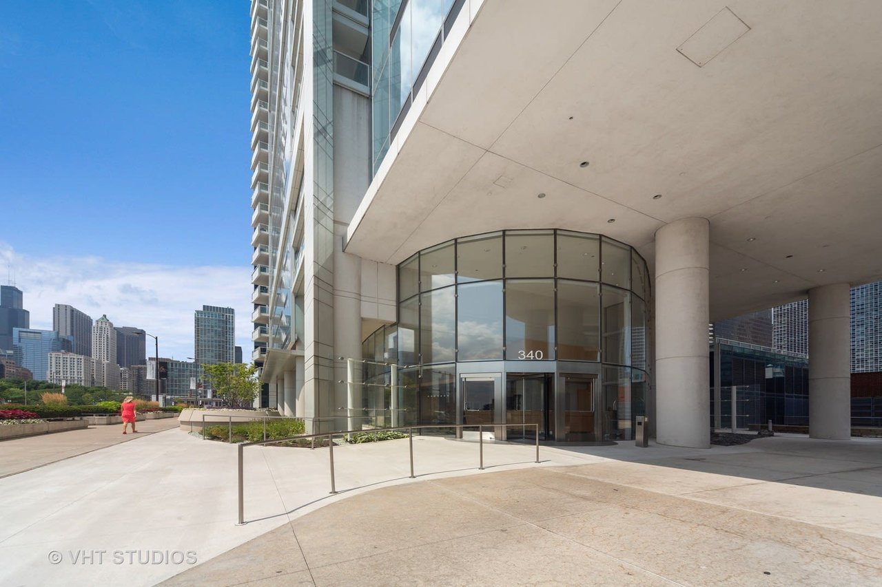340 E Randolph St #2902
