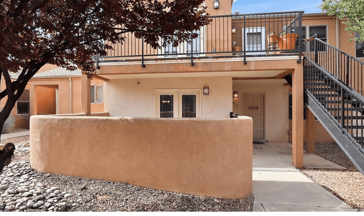 2401 Chelwood Park Boulevard NE, Unit D