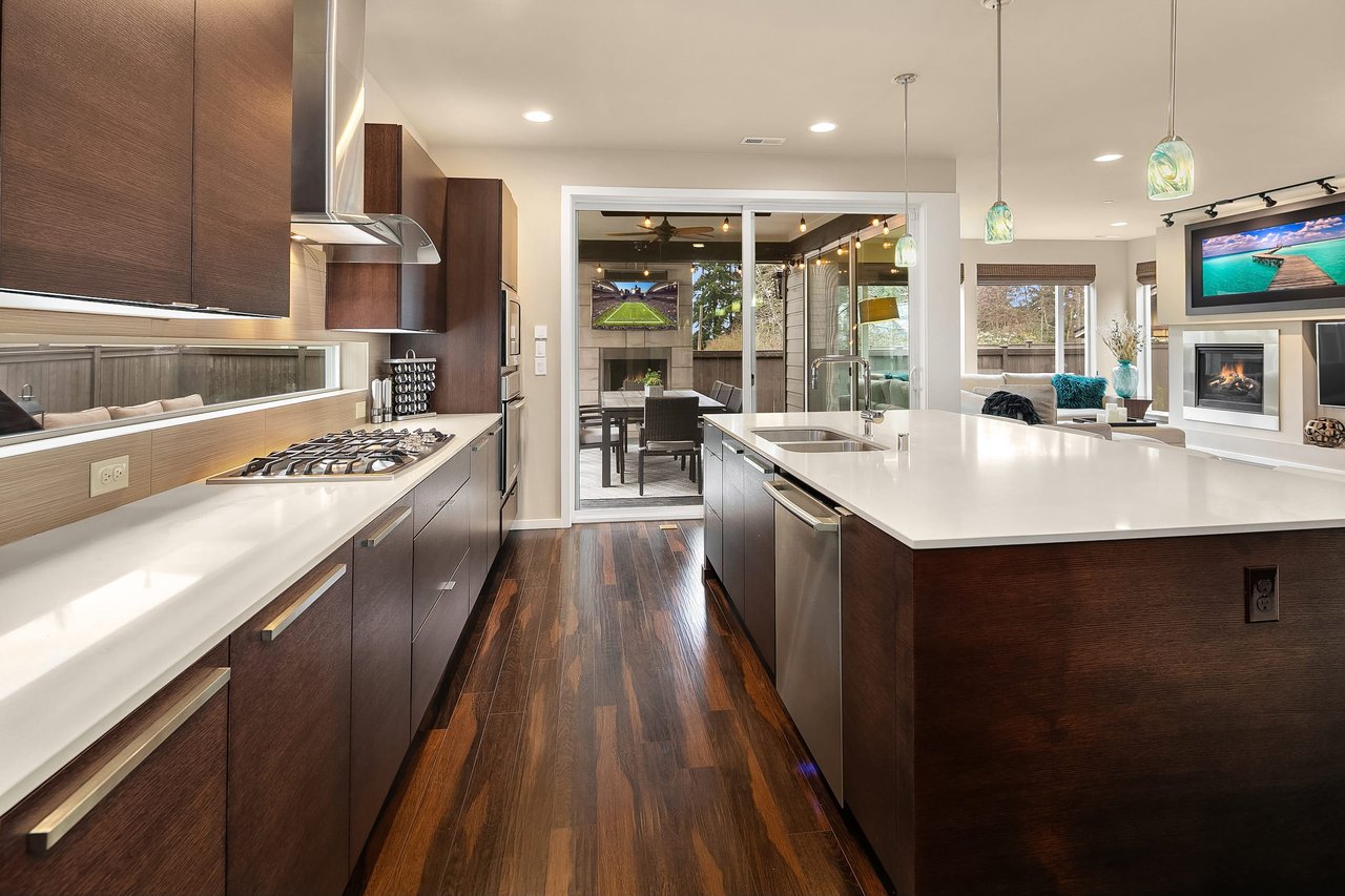 MainVue's Chateau Meridian Calusa