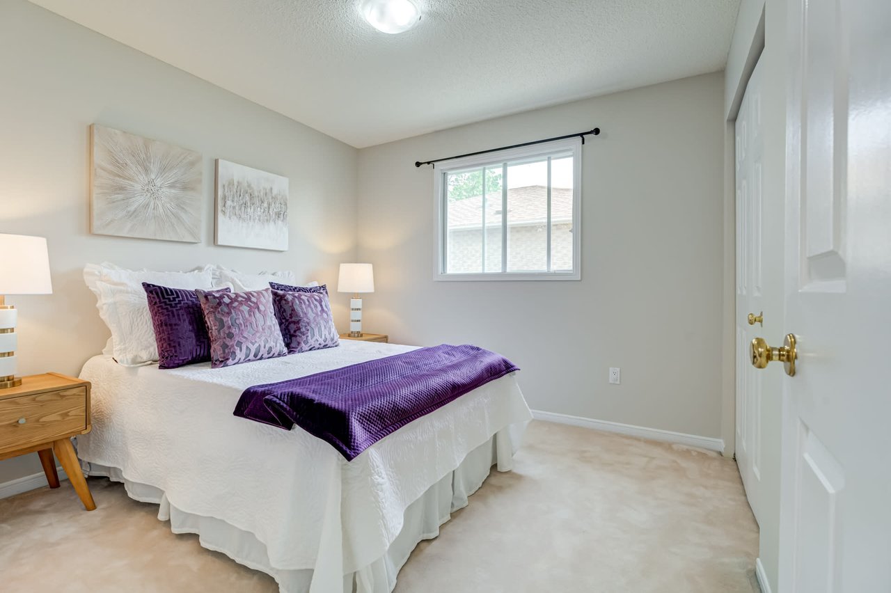 74 Penny Cres