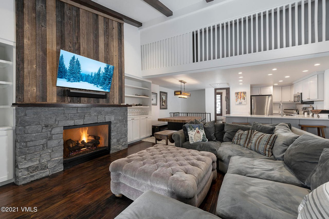 390 Lionshead Circle Unit: 403