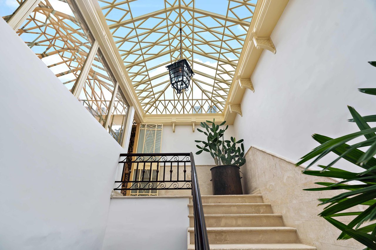 27 Cartagena | Unique Luxury Beachfront Home