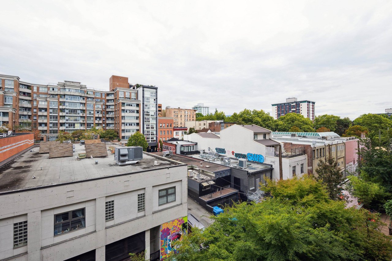 512-221 Union St