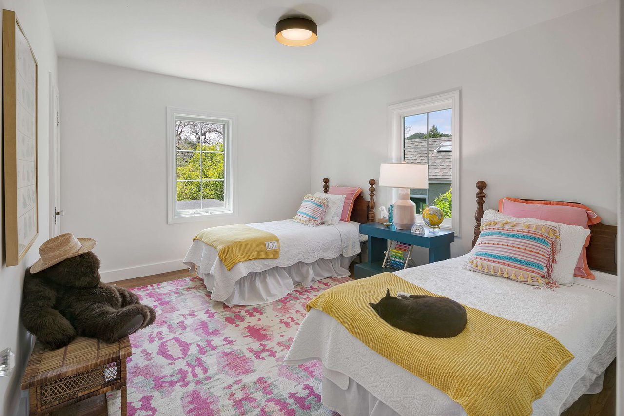 49 Rutherford Avenue, San Anselmo