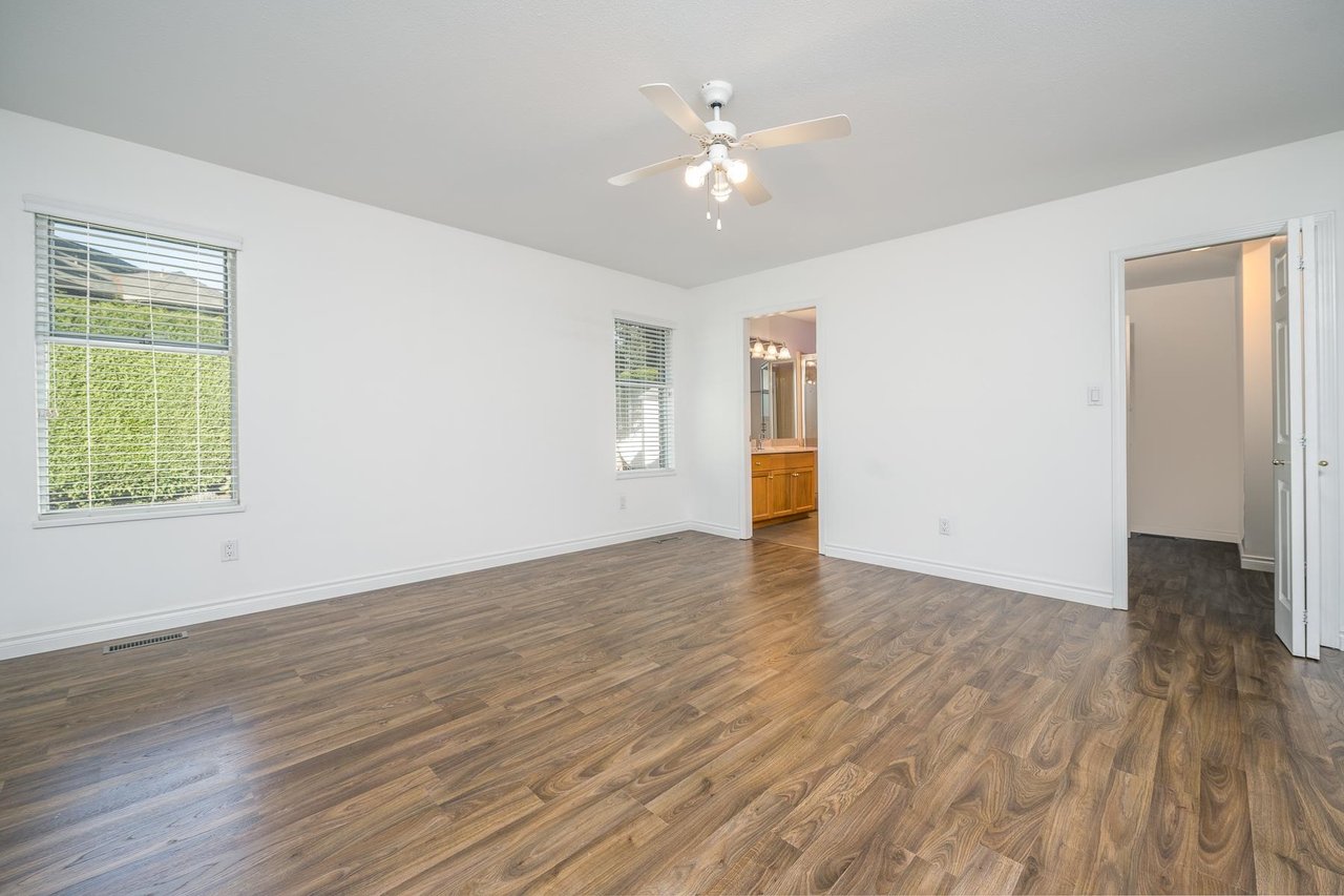 12579 18 Avenue, Surrey