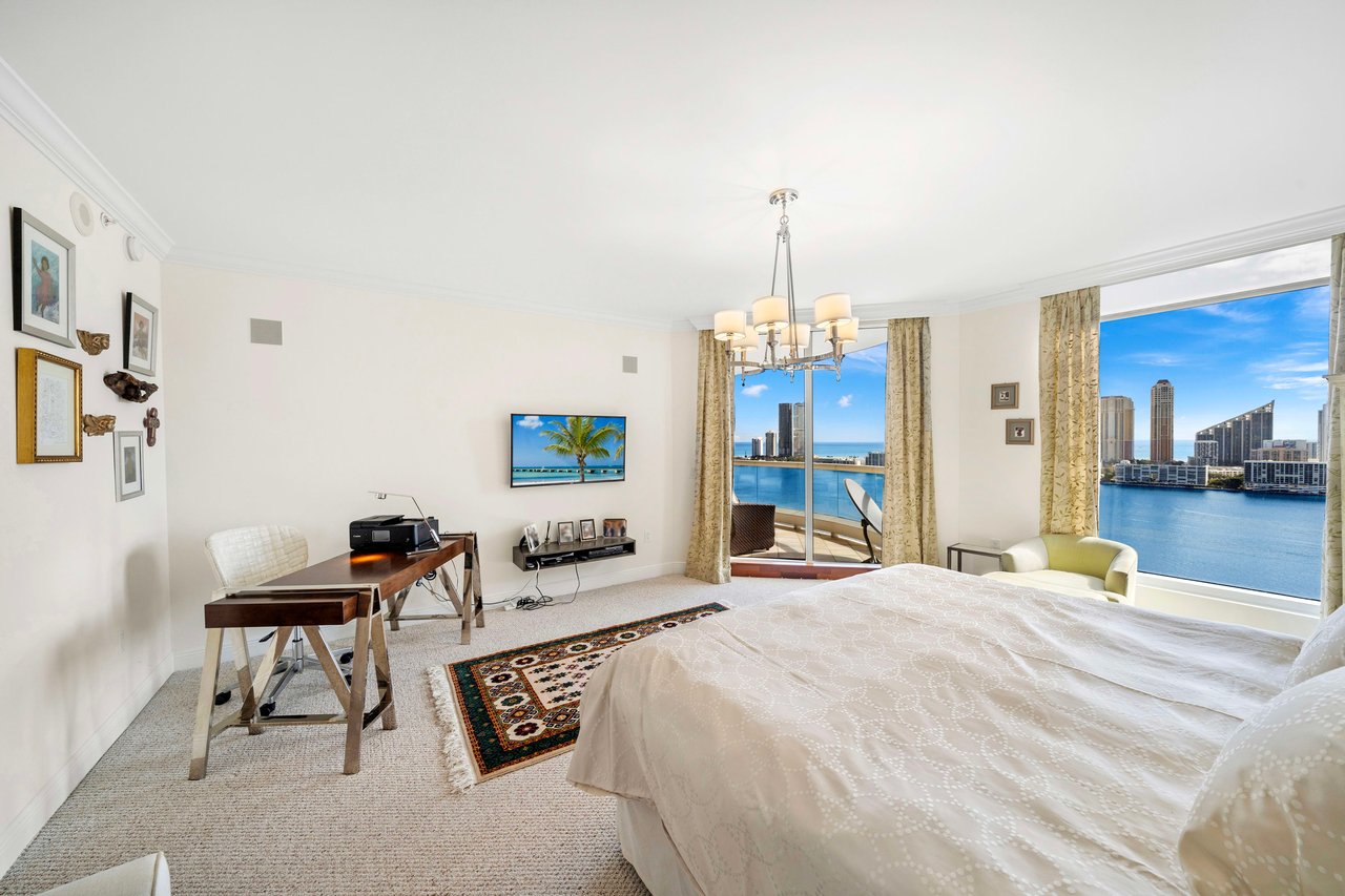6000 Island Blvd # 2406