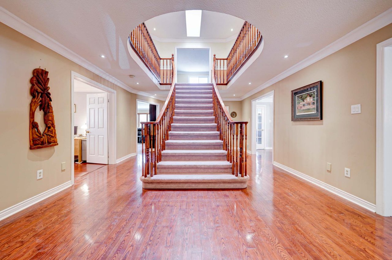 2184 Lumberman Lane