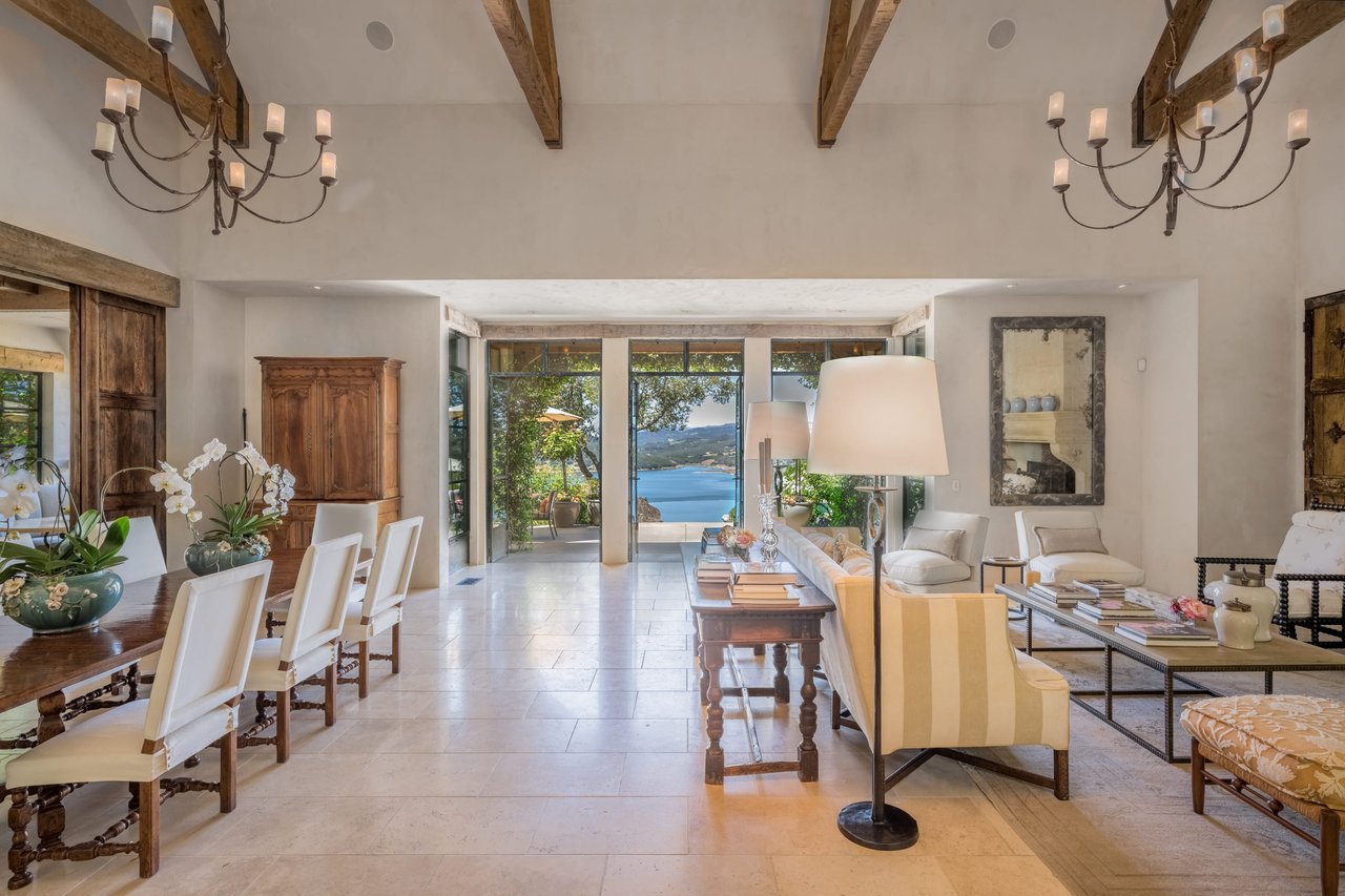 Napa Valley Compound