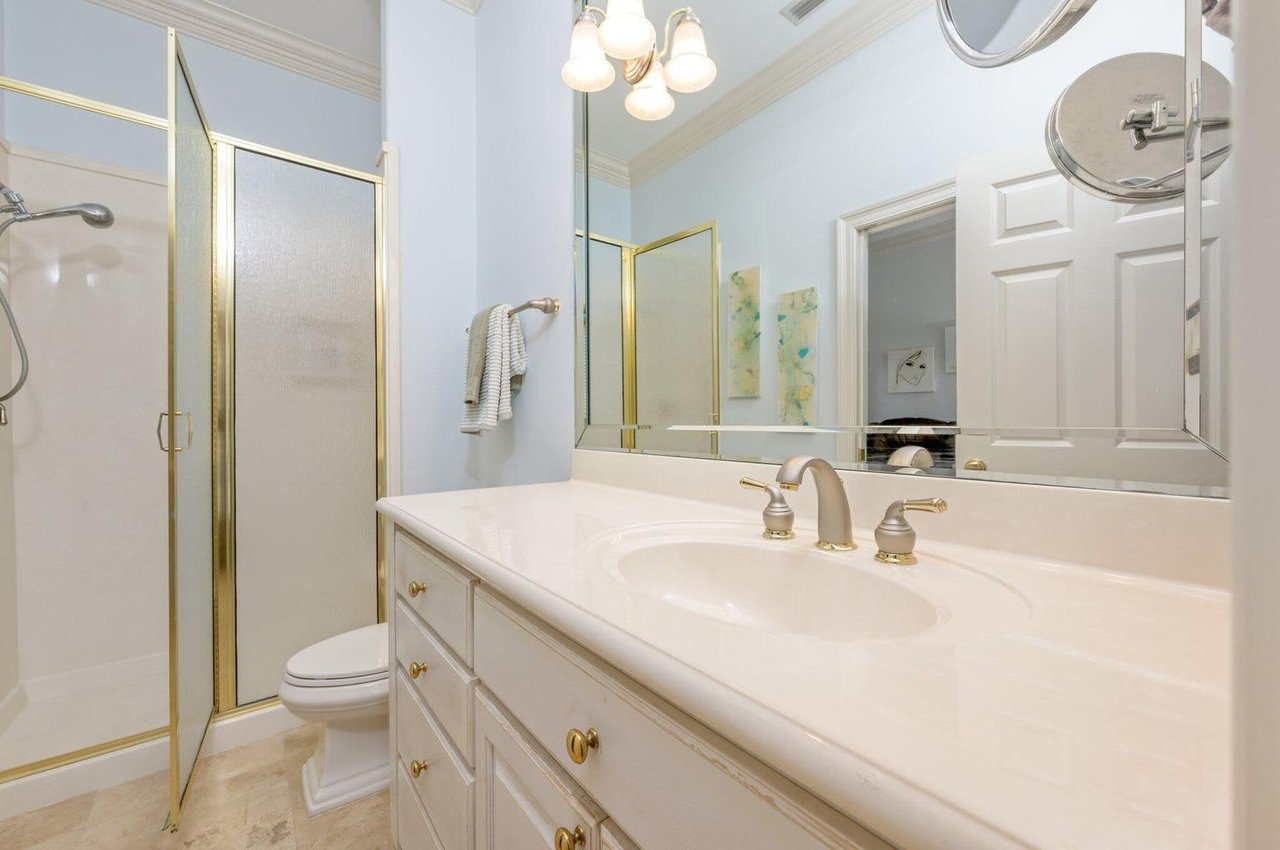 6290 Augusta Cove