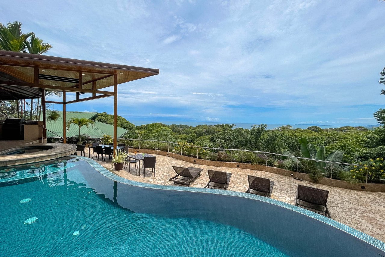 VILLA TUCAN TANGO: TROPICAL LUXURY HOME IN GATED COMMUNITY ABOVE DOMINICALITO