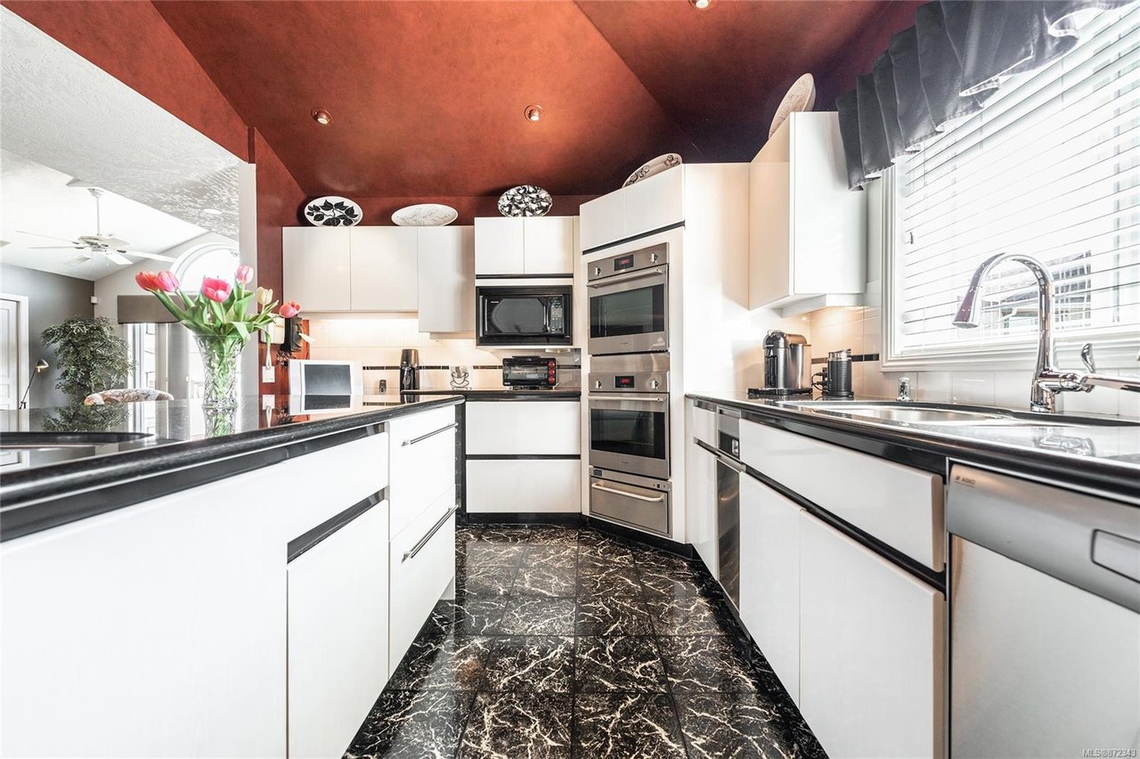 24-108 Aldersmith Pl