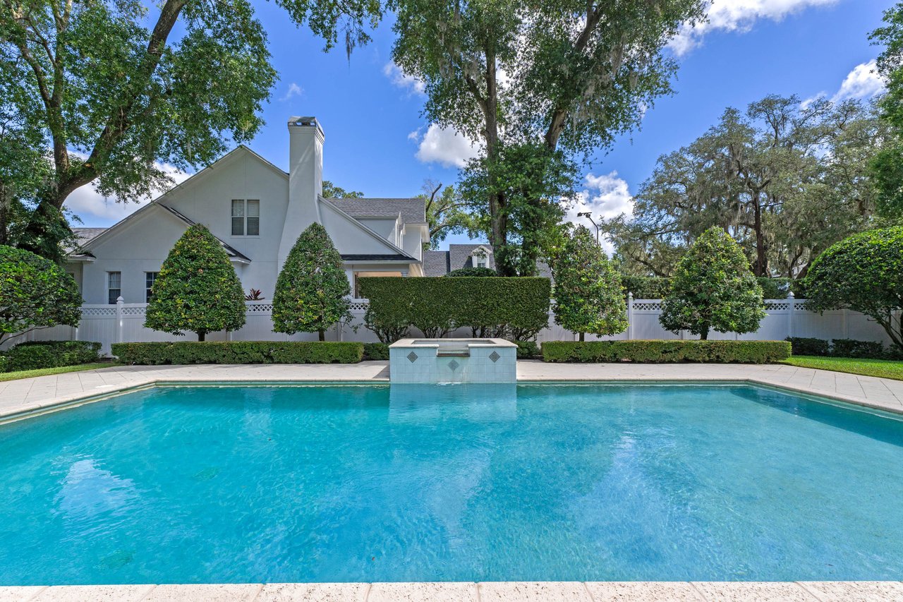 1421 Place Picardy