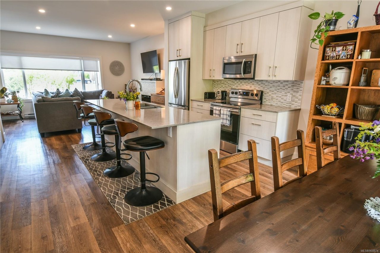 16-625 Hellesen Dr