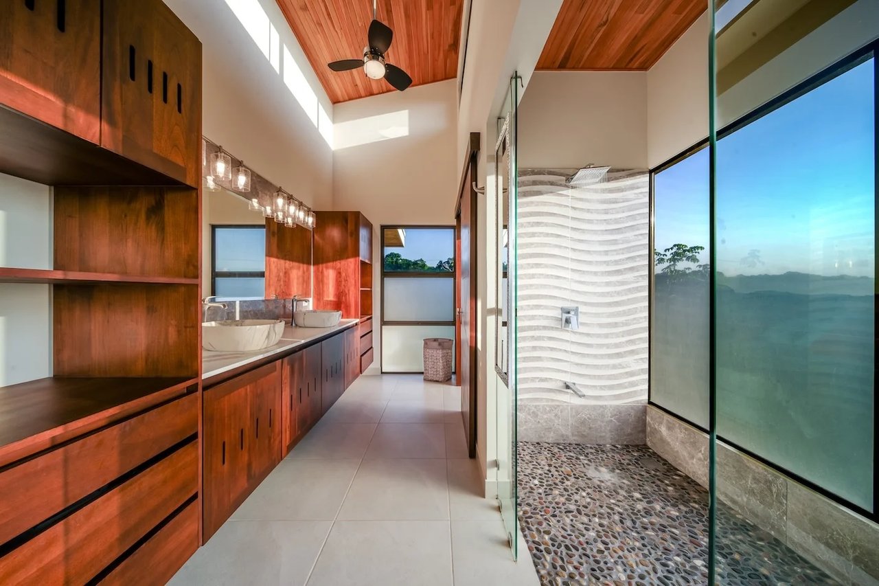 Ocean View Luxury Home, Ojochal, Puntarenas