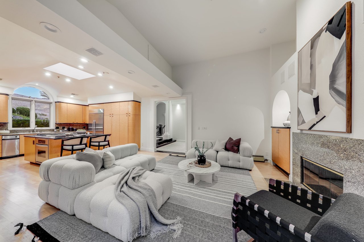 Tiburon Retreat at 7 Mariposa Court