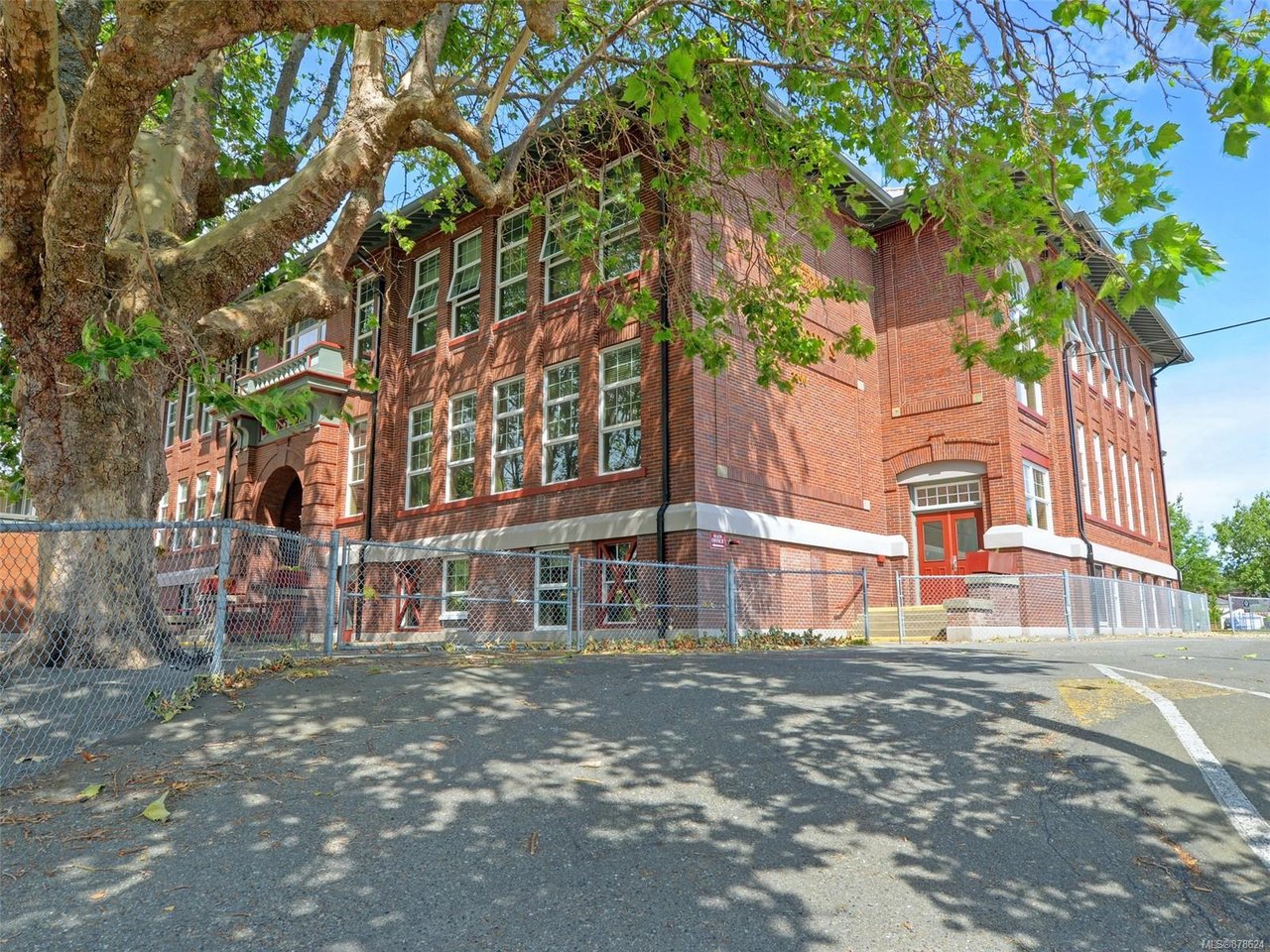 1957 Hampshire Rd