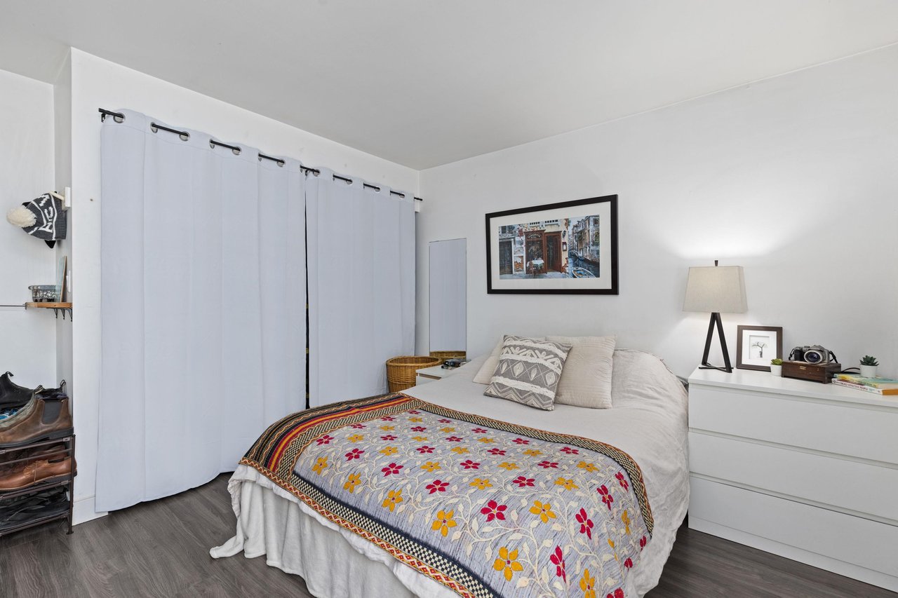 K104-1400 Alta Lake Rd