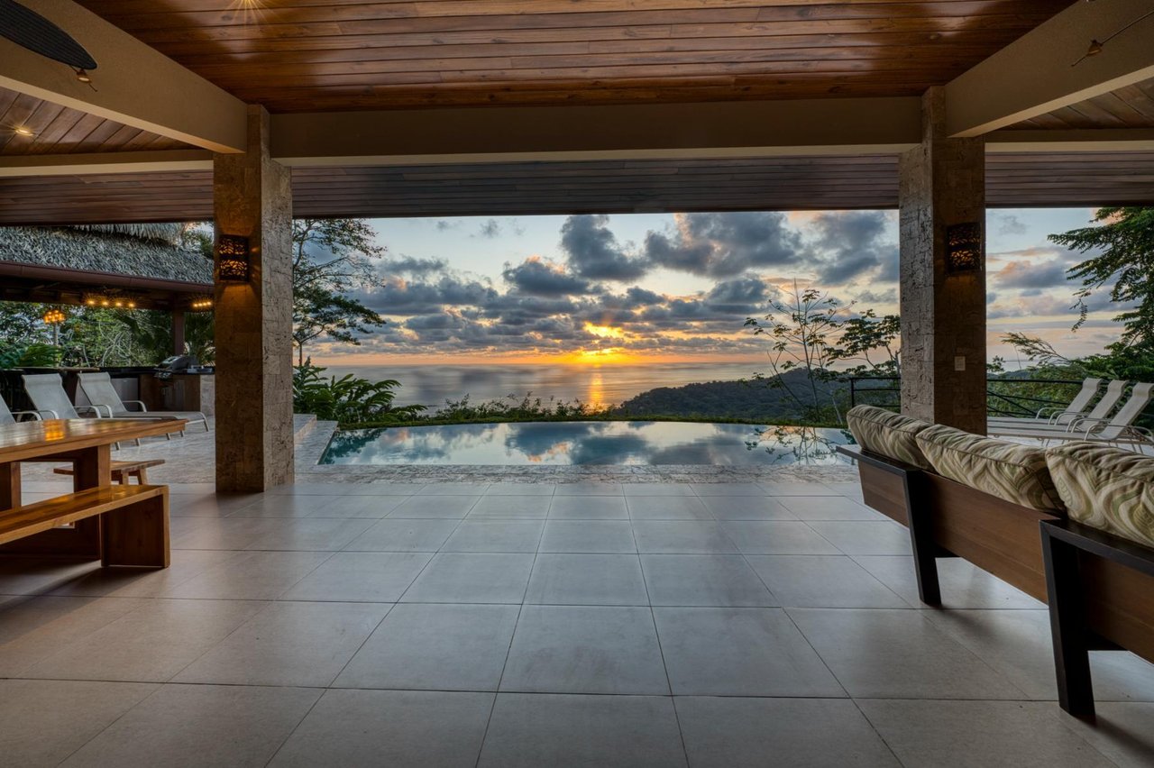 Modern Ocean View Rainforest Estate, Dominical, Puntarenas