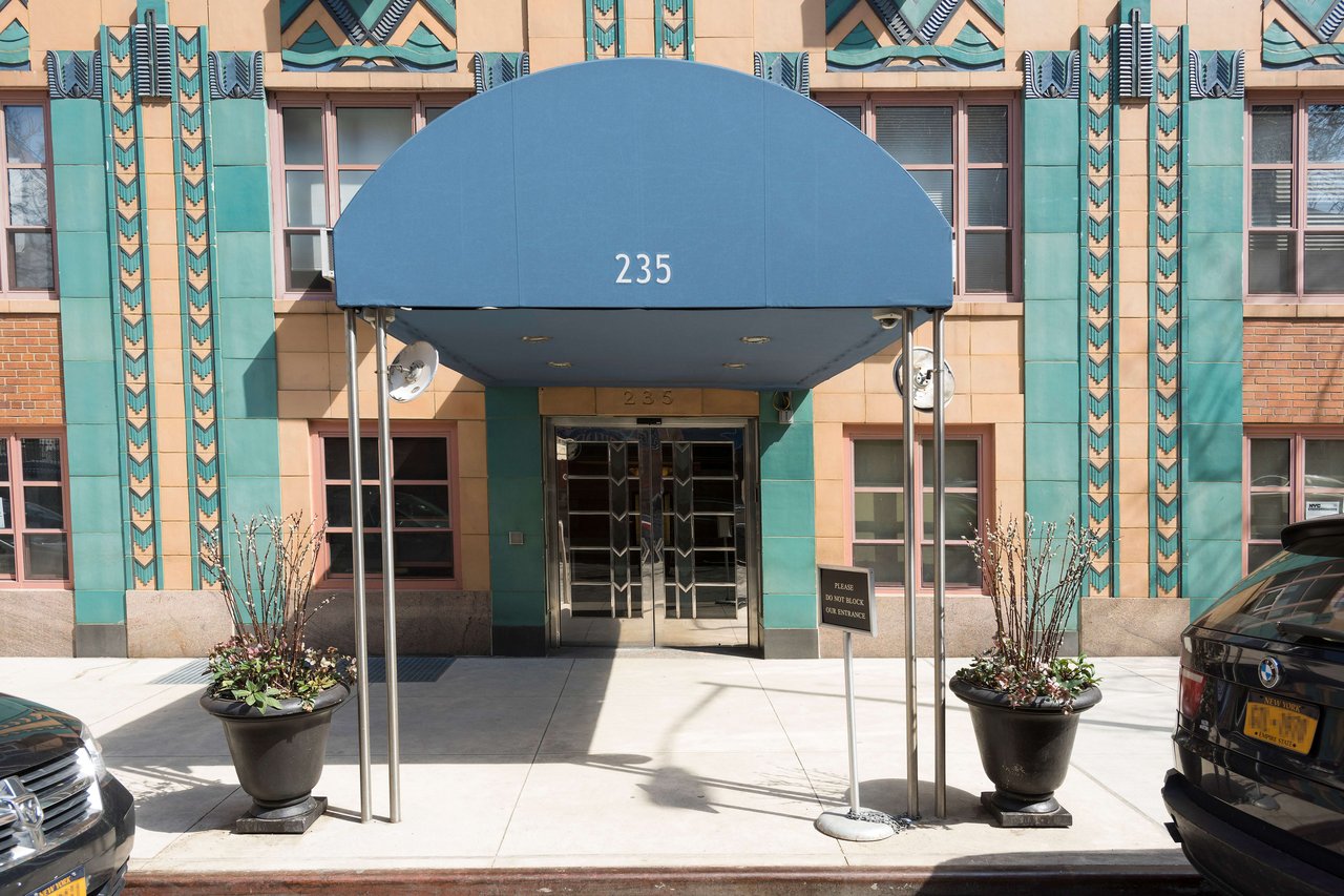 235 East 22nd Street
