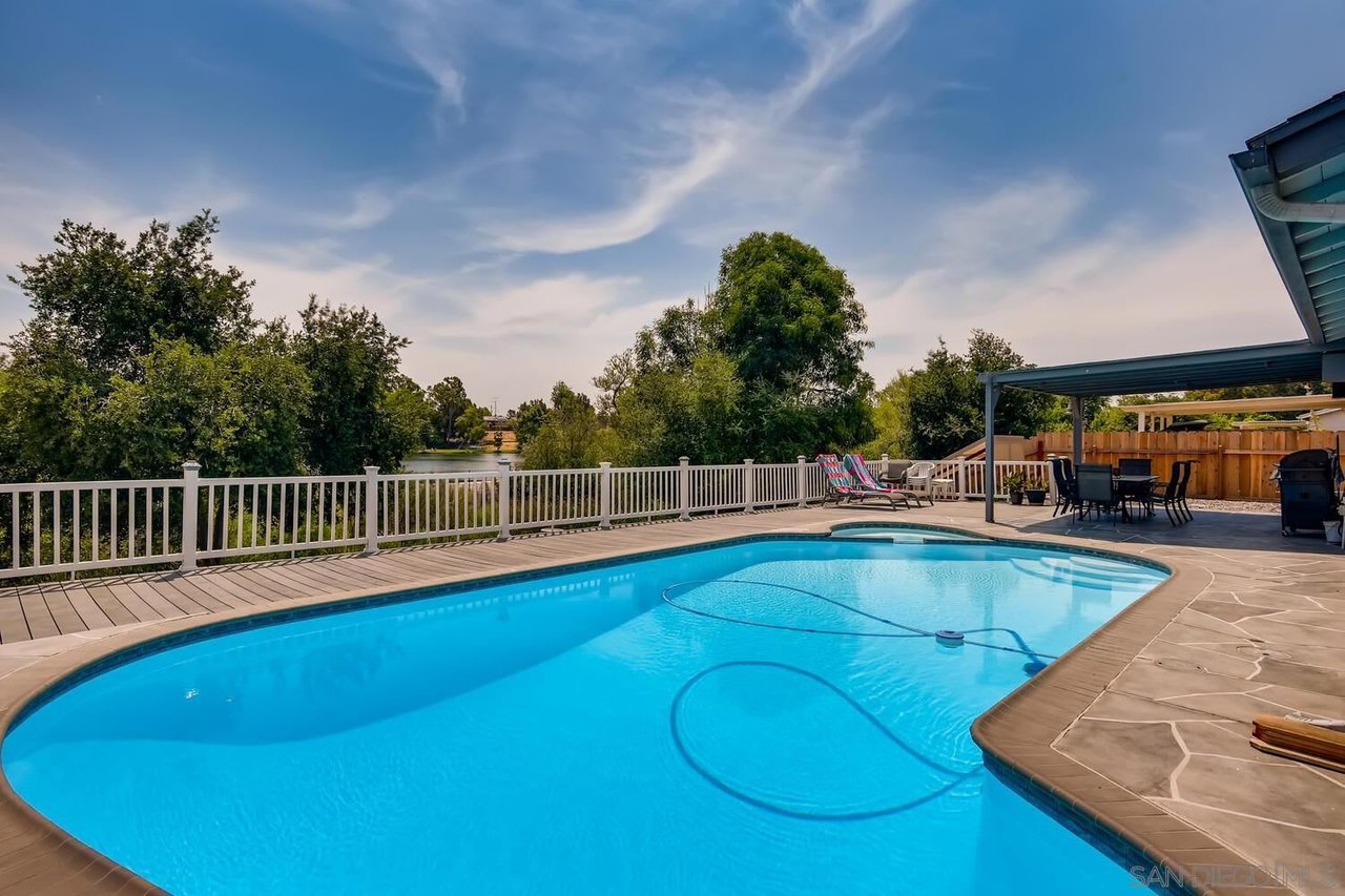 8920 New Seabury Dr
