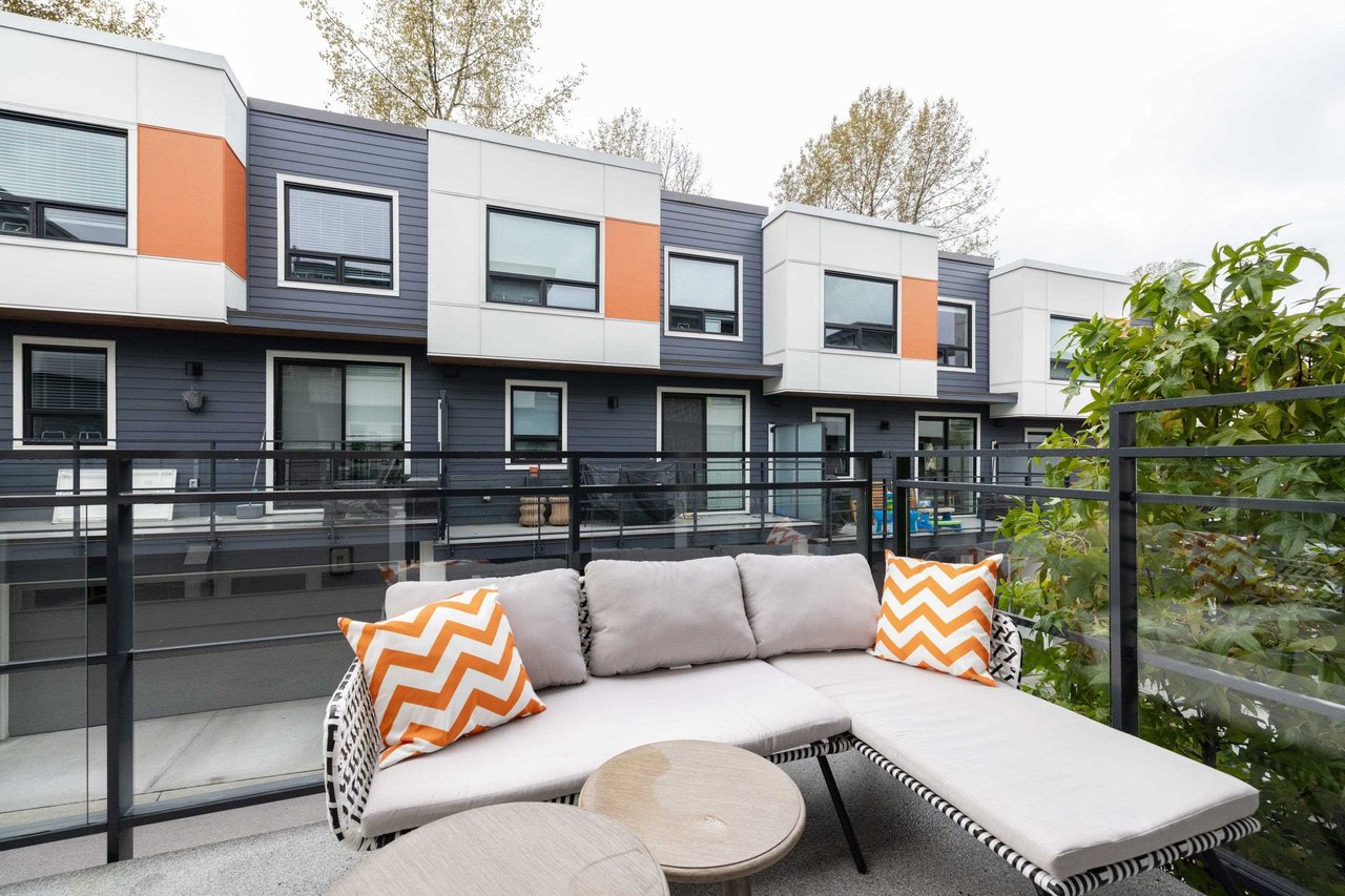 207-3105 St George St
